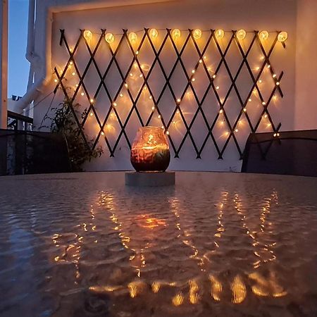 Tomis Sea View Apartment 피레아스 외부 사진